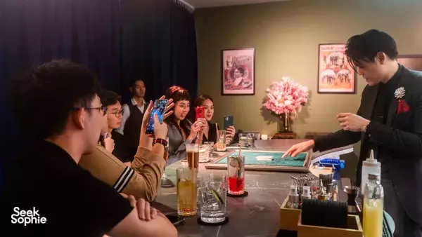 Hidden Tokyo-Style Magic Bar in Singapore