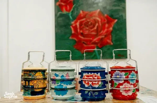 Private Mini Tingkat Painting | Great for Team Building!