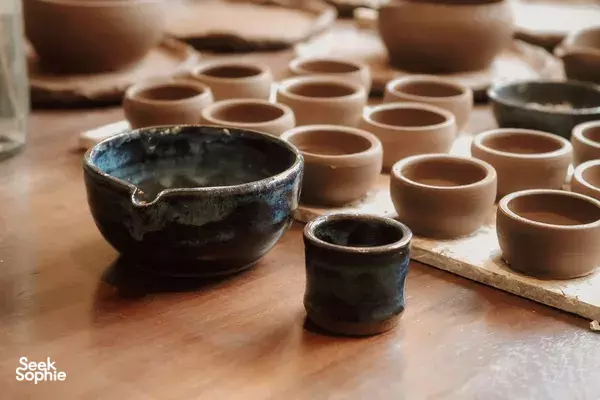 Make Fine Ceramics on a Rooftop | 2 Pottery Techniques