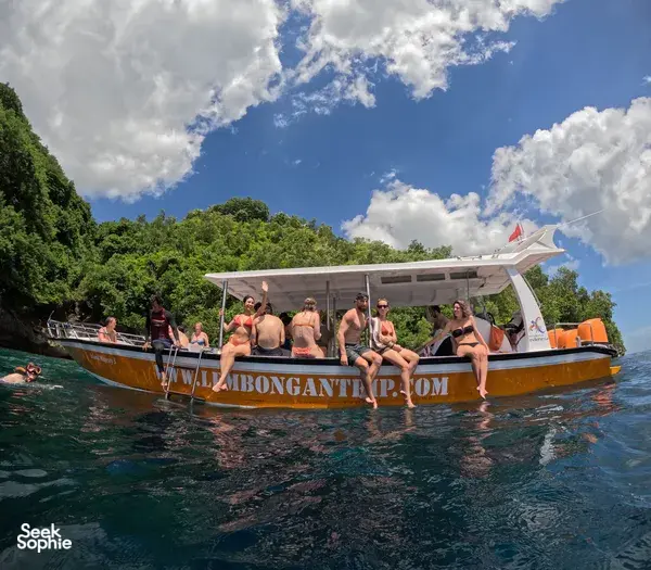 Nusa Lembongan Day Trip with Snorkeling & Underwater Photos