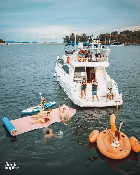 4Hr Great Value Yacht to Southern Islands | Water toys & Karaoke! 