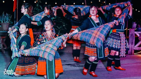 3D2N Unique Hmong Village Stay & Rang Cua Peak Climb 