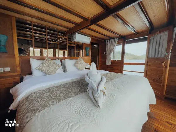3D2N Komodo Phinisi | Yummy Food + Movie Nights