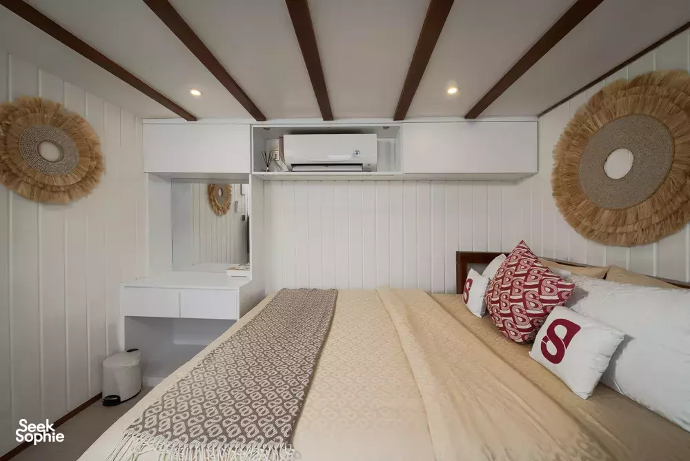 Seek Sophie option picture