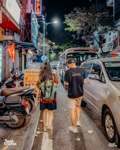 Hidden Alley Food Tour in Hanoi 
