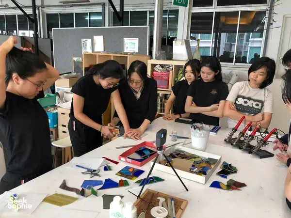 Make a Glass Dish with Renowned Local Artist