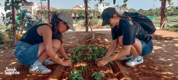 Hoi An Countryside on Bike + Home-cooked Food with Local Family