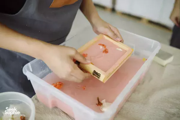 Learn the Art of Paper Making (Age 6+) 