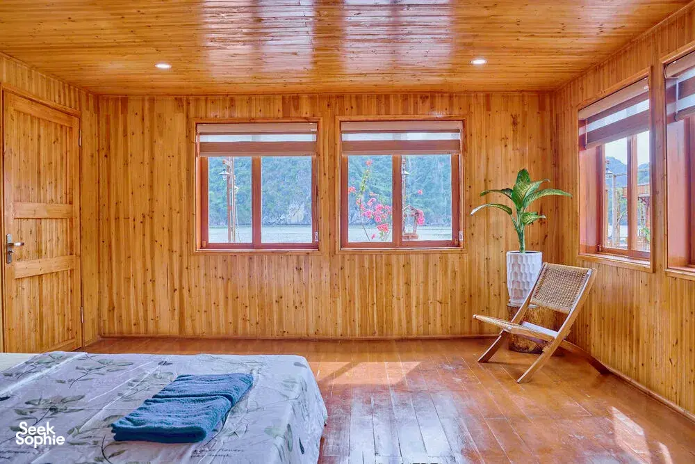 Seek Sophie option picture