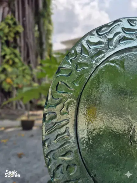 Make a Glass Dish with Renowned Local Artist