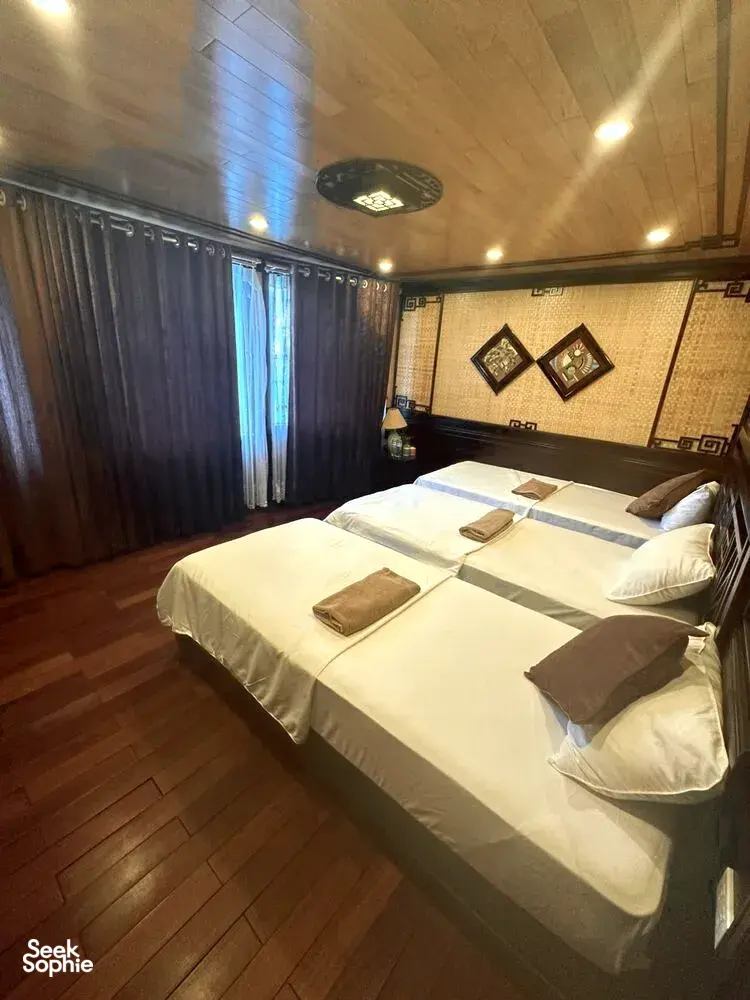 Seek Sophie option picture