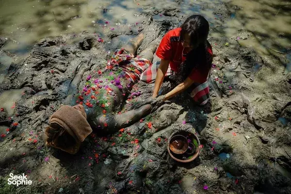 Coffee, Mud, & Joy: Your Bali Wellness Escape
