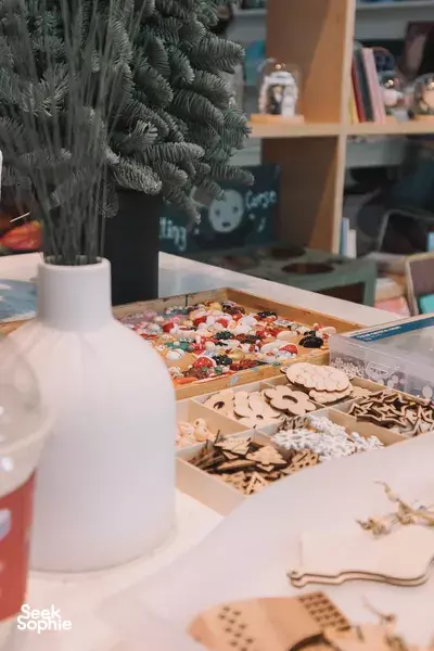 Christmas Tree Workshop in Sing Ming Studio