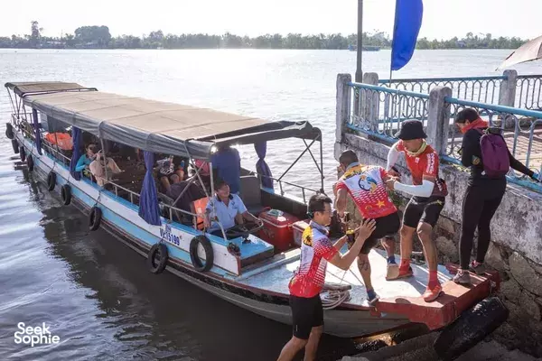 Mulai Tur Sepeda 2H1M di Delta Mekong