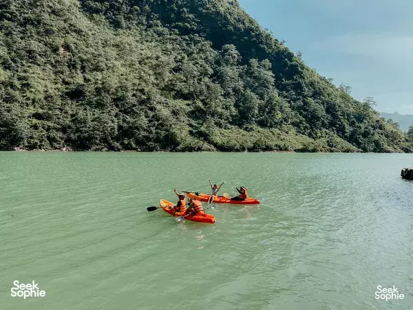 Kayaking, White Cliff Hiking & Party