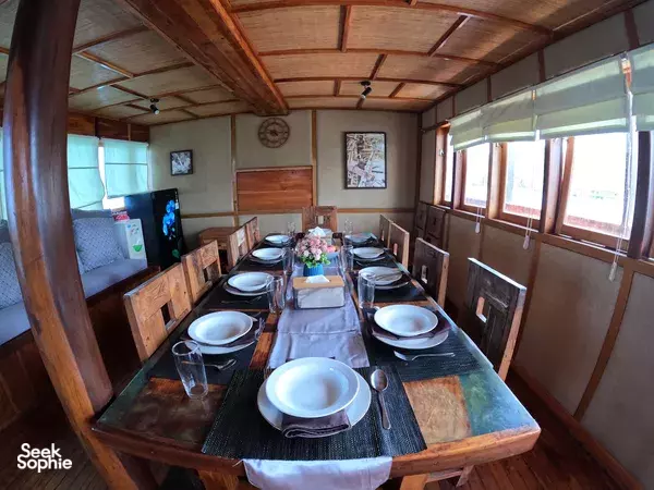 3D2N Private Komodo Phinisi | Paddle Board & Floats Included