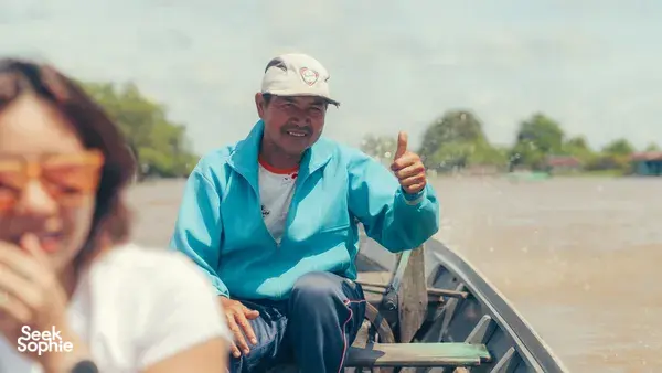 Sunset Canoe Ride on Arut River | See Pangkalan Bun river life