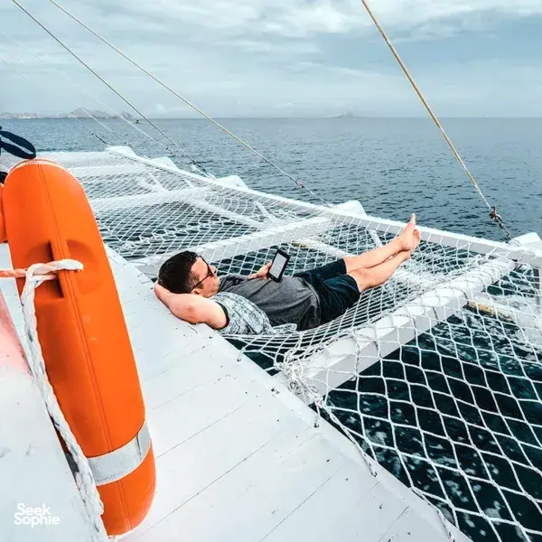 4D3N Great-Value Komodo Boat | Comfy Lounge Nets