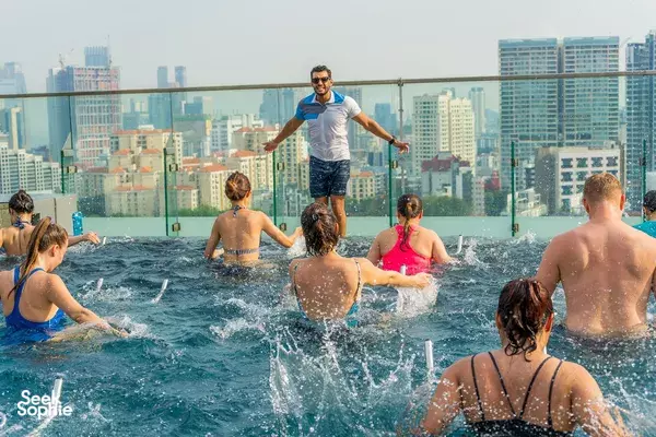 Aquaspin Class | Oasia Hotel Downtown