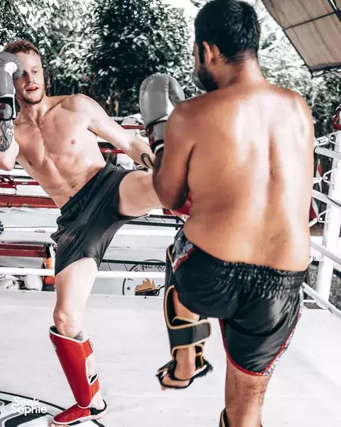 Private Muay Thai Lessons with Professional Fighters