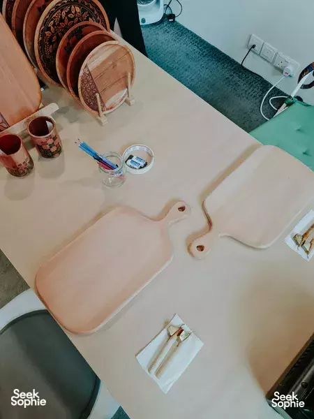 Private Batik Art Workshop: Design Your Own Wooden Tableware