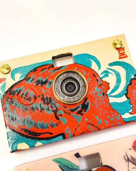 Design + Paint Your Own Paper Shoot Camera in Hidden Studio
