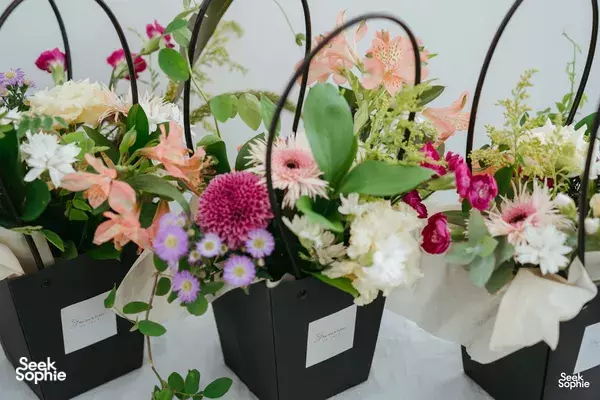 A Mindful Floral Arrangement Workshop in a Cosy Home