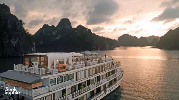 3D2N Halong and Lan Ha Bay Cruise | Red-Sailed Junk with Classic Itinerary