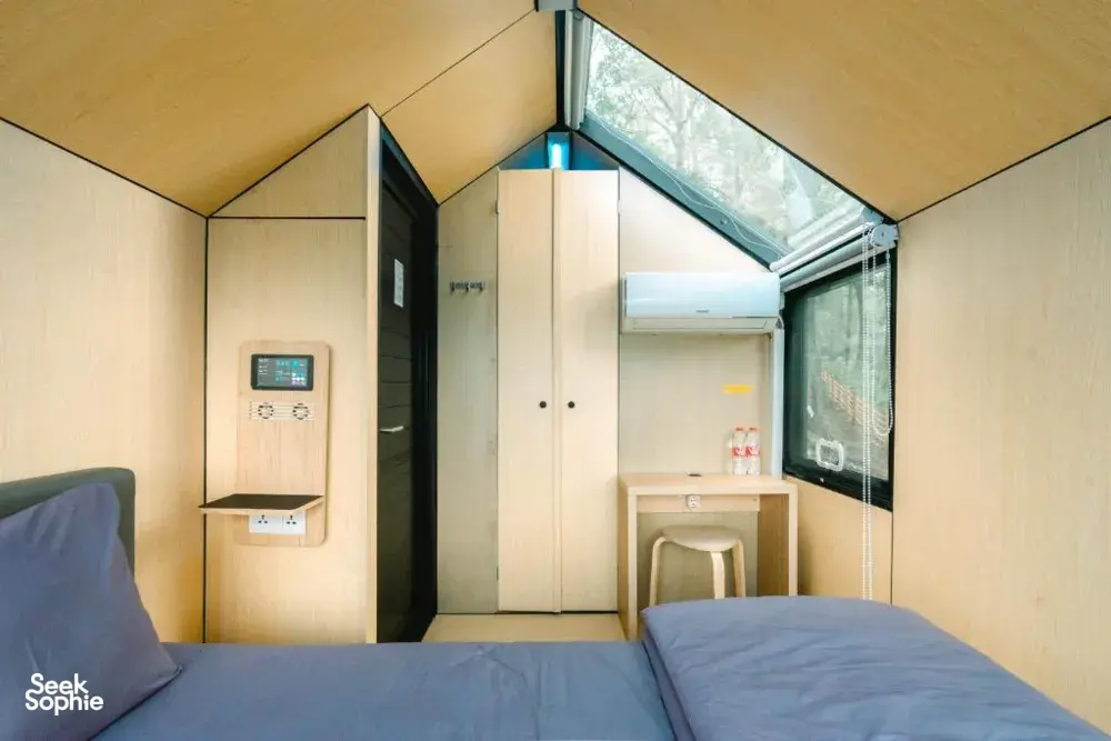 Seek Sophie option picture