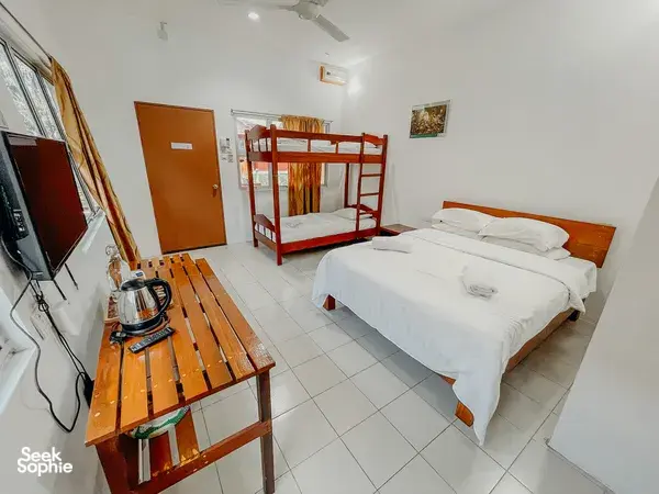 2D1N Kinabatangan River Safari at Jungle Lodge | Away from Crowds