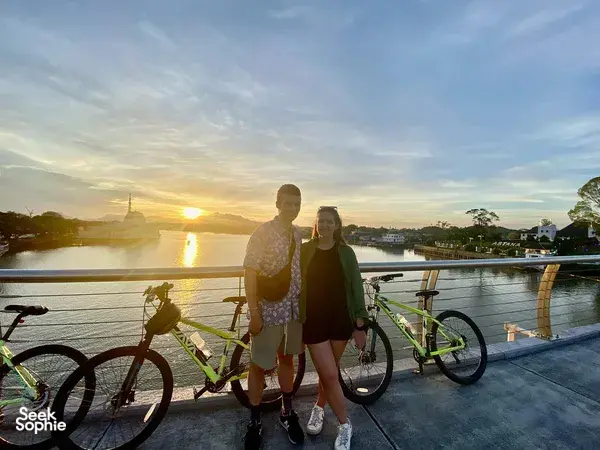 Kuching Village Cycling at Sunset with Dinner