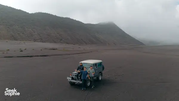 4D3N Bromo + Ijen + Tumpak Sewu Waterfall + Rainbow Village (Jogjakarta Pick Up Available)