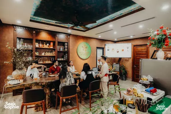 Brews & Bites: Hanoi Coffee Workshop with Traditional Meal