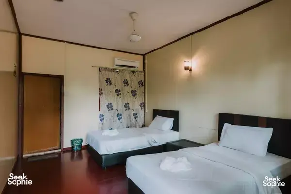 2D1N Kinabatangan River Safari at Great-Value B&B