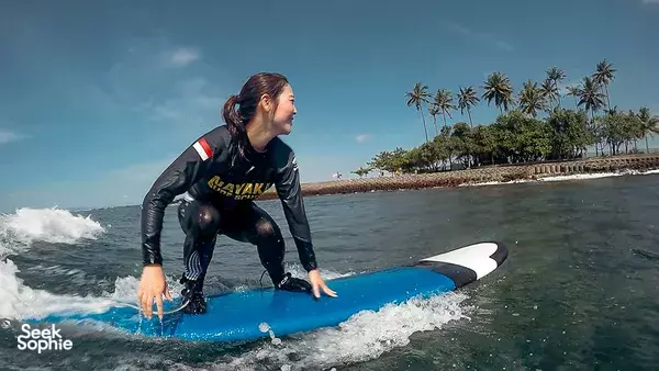 2 hour Private Surf lesson in Senggigi | Includes Documentation