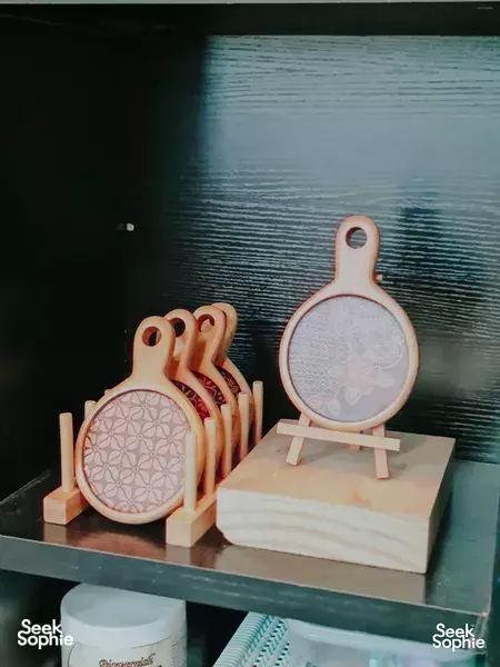 Private Batik Art Workshop: Design Your Own Wooden Tableware