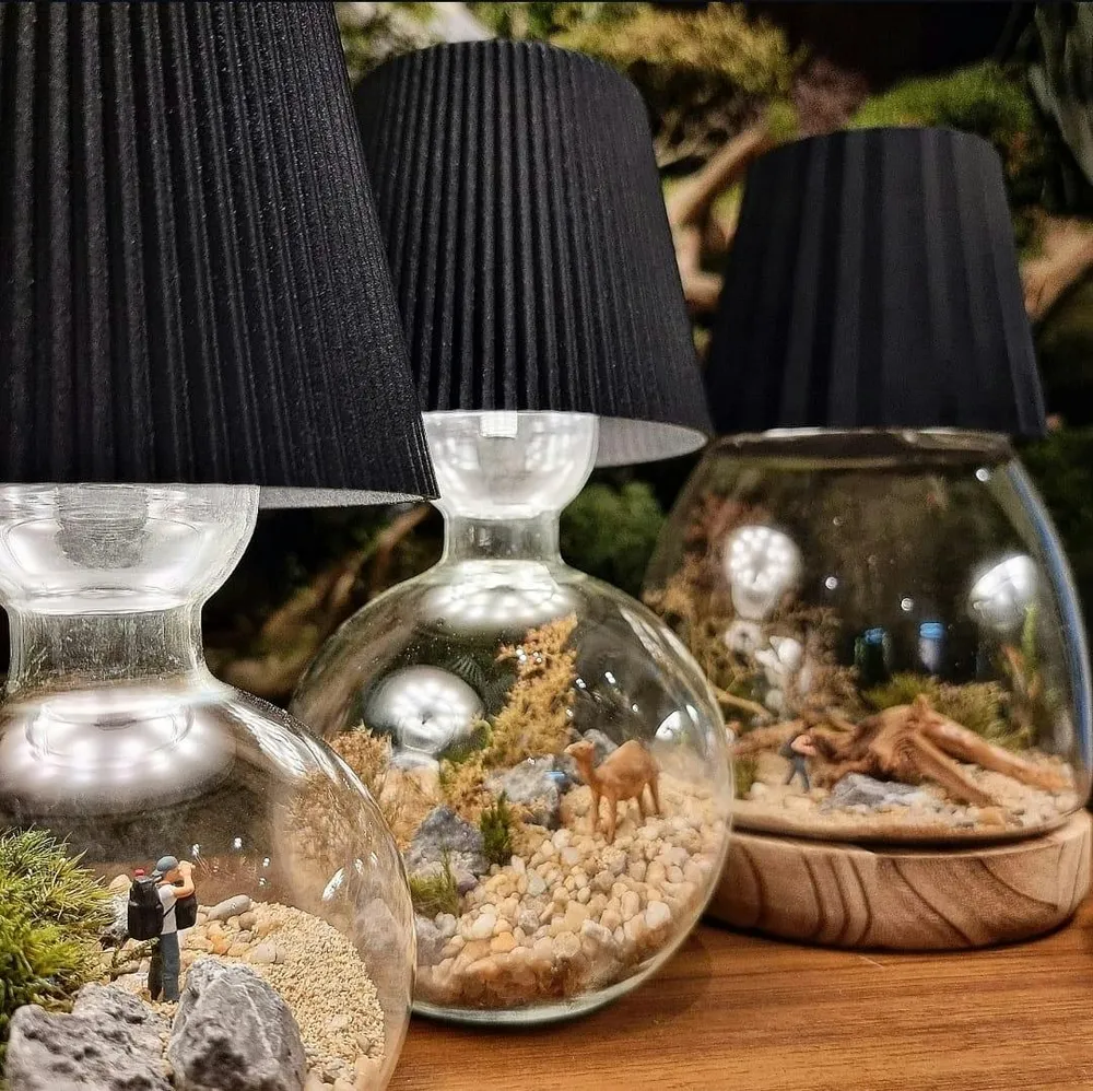 Build a mini landscape in a lamp