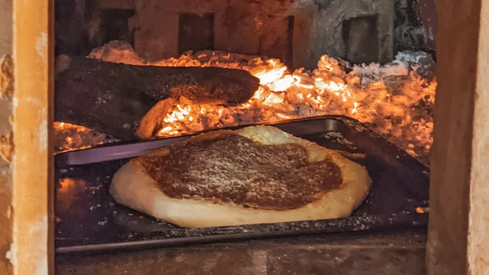 Make wood-fire pizza