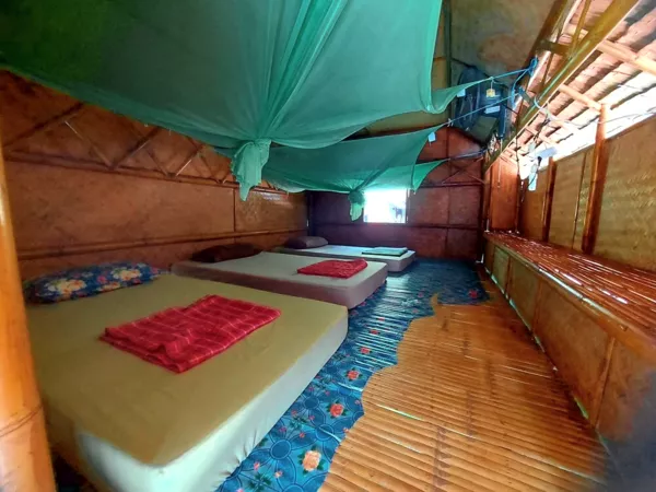Khao Sok Basic Raft House 