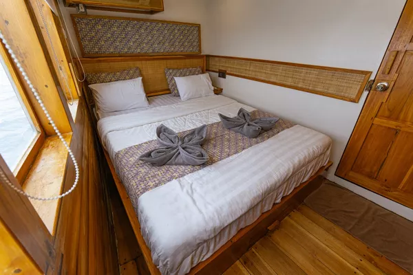 高级客舱(主甲板)配大床 - Cafasa 1 & 2