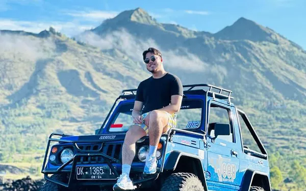 Explore Mount Batur Black Lava