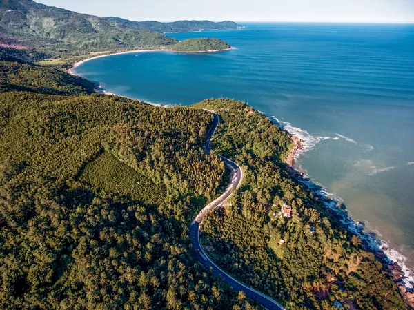 Hai Van Pass Experiences