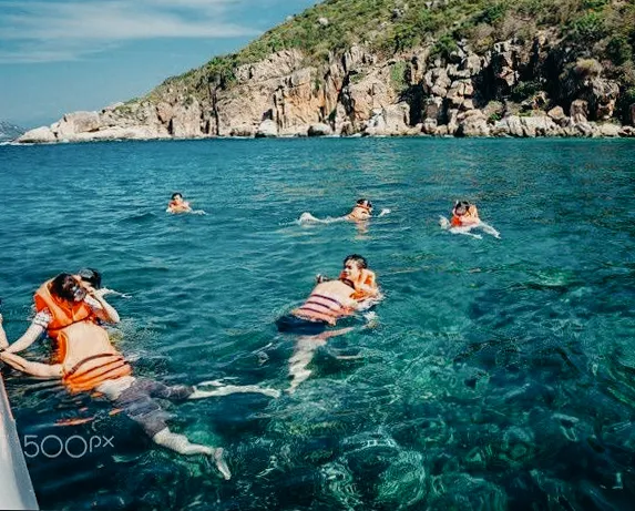 Mui Ne Snorkeling and Fishing Tour to Vinh Hy Bay