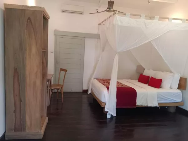 Rua Beach Resort (or similar 4-star)