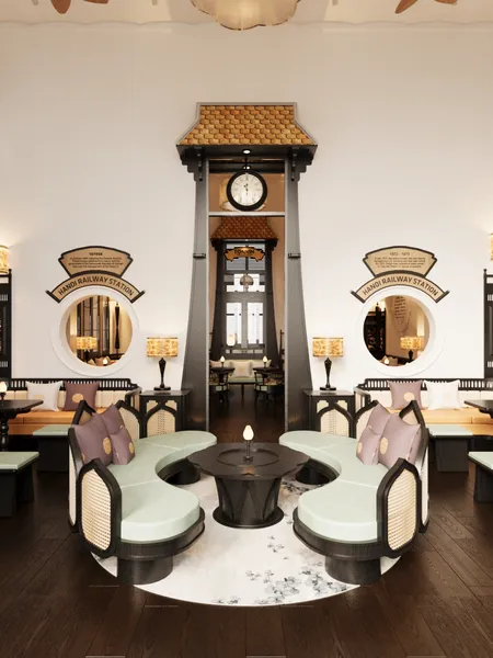 VIP lounge access at Ha Noi Station
