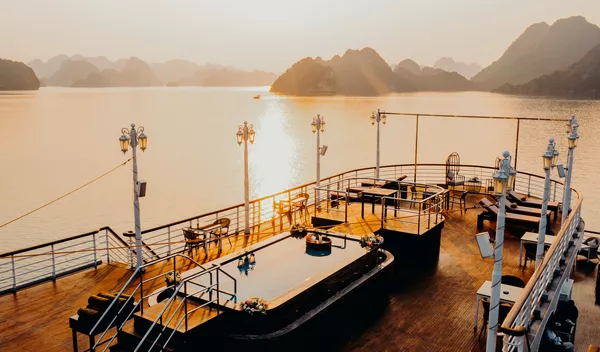 3D2N Elegance Halong Bay Cruise (5-Star) | Less-Touristed Route