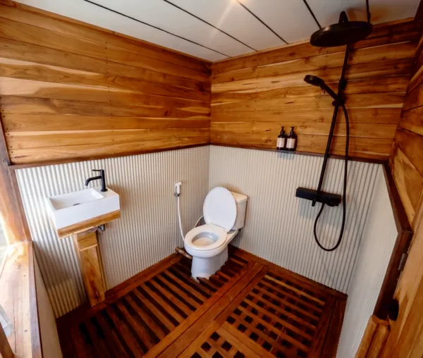 Deluxe Cabin | Upper Deck | Ocean View