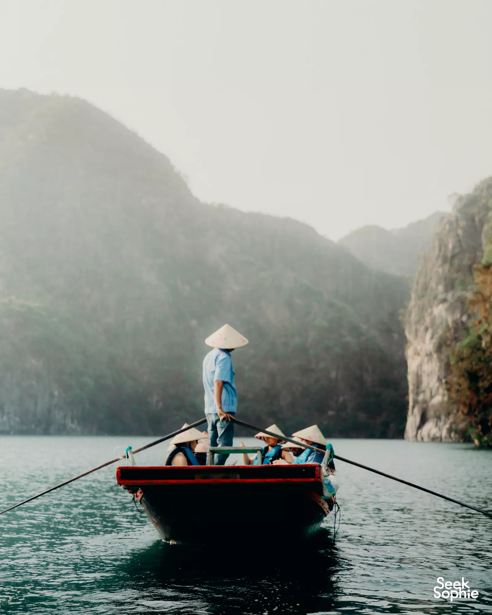 Teluk Halong, Vietnam