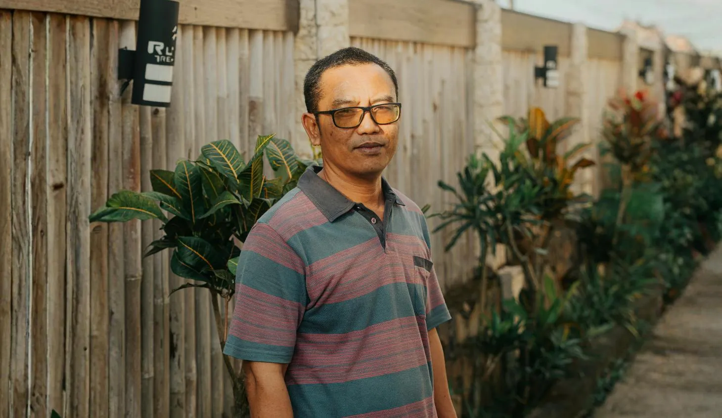 The guide solving Mt Rinjani's trash problem